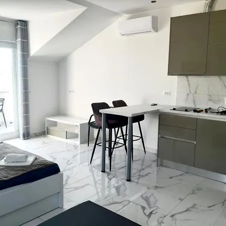 Apartment Karlo *